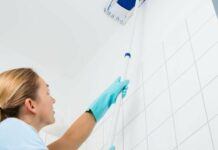 Догляд за натяжною стелею: поради, які збережуть її блиск і цілісність