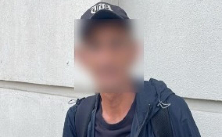 За пограбування з магазину у Центральному районі міста поліцейські Дніпра затримали підозрюваного