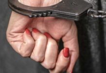 Вигадала розбійний напад, аби не віддавати борг: за неправдиве повідомлення про злочин поліція м. Кривий Ріг повідомила про підозру місцевій жительці