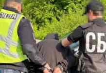 Намагалися налагодити нелегальний продаж зброї у чотирьох різних регіонах України: служба безпеки спільно з ДБР та Національною поліцією затримала 6-х ділків