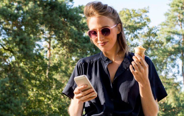 Телефон перегрівається влітку? Ось 6 способів уникнути цього