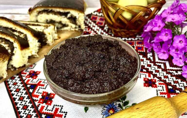 Свято Маковія вже скоро: названо категорії людей, яким не можна їсти мак