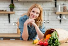 Топ-5 суперфудів, які має їсти кожна жінка: перевірте свій раціон