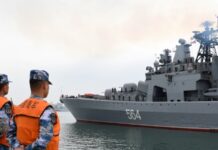 Росія і Китай розпочали спільні військові навчання у Японському морі