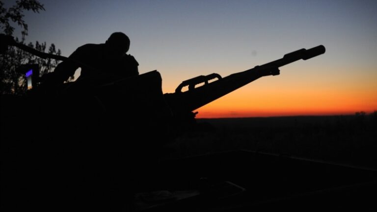 Генштаб ЗСУ: від початку доби відбулось 65 бойових зіткнень