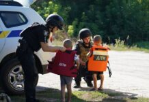 Примусова евакуація на Донеччині: скільки дітей залишаються у небезпечних умовах