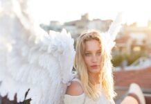 Привітання з Днем ангела для Олени, Василя і не тільки: кому бажати щастя й миру 10 серпня