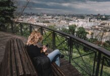 Грози, шквали й спека: Україну завтра накриє контрастний фронт