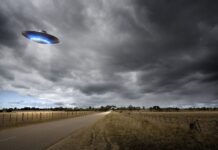 Гарвардський вчений закликає готуватися до контакту з прибульцями