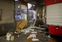 Росіяни атакували рятувальників у Костянтинівці: у ДСНС показали фото наслідків удару