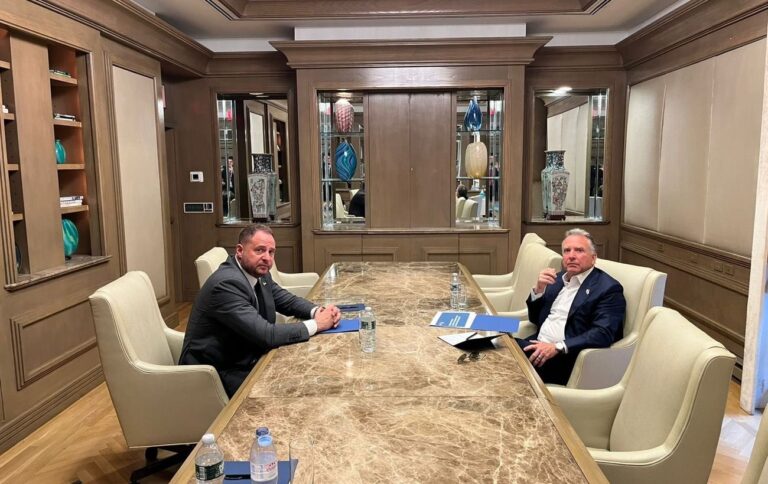 Єрмак зустрівся з Віткоффом у США: перші деталі