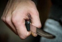 Поліція Дніпра затримала 27-річного чоловіка, який на вулиці вдарив ножем містянина