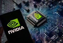 США таємно вбудовують трекери в чіпи ШІ, щоб викрити їх потрапляння до Китаю, – Reuters