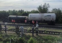 Санкції давлять на залізницю РФ: персонал змушують брати “канікули” через кризу