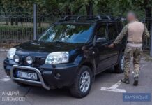 Камʼянське передало чергову автівку для виконання бойових задач Захисникам із 33-ї бригади