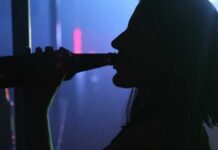 16-річна мешканка Дніпра потрапила до лікарні з алкогольною комою