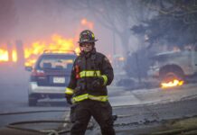 Катастрофа на заводі US Steel у США: вибух забрав життя і поранив десятки людей