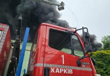 Дрон пробив дах. Як після атаки виглядає “Меблевий лабіринт” у Харкові (фото)