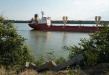 З’єднав Дунай та Чорне море: Україна відновила судноплавство каналом гирла “Бистре”