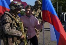 У Криму росіяни посилили масові “фільтраційні заходи”: кому загрожують