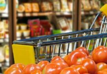 Зростання цін на продукти в Україні сягнуло піку: чого чекати українцям