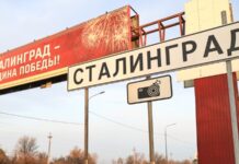 Путін обіцяє «подумати» про перейменування Волгограда на Сталінград