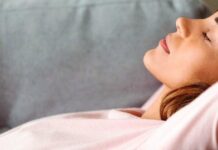 Секрети денного сну: як правильно спати, щоб підвищити працездатність