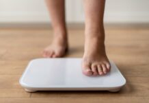 Займаєтесь спортом, а вага зростає? Три причини такого стану