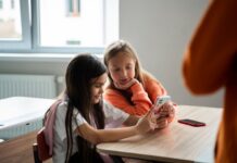 Навчання з комфортом. 8 найкращих додатків, які реально допомагають школяру