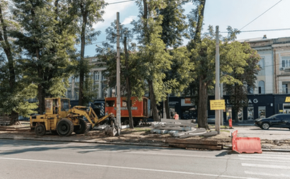 У Дніпрі перекрили частину проспекту для ремонту трамвайної колії