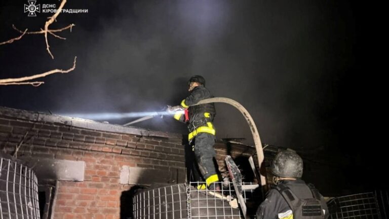 Кропивницький і ще 44 населені пункти залишилися частково без світла через атаку РФ – влада