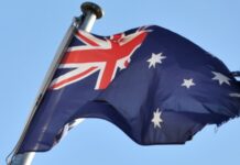 Уряд Австралії знижує граничну ціну на російську нафту та запроваджує нові санкції проти «тіньового флоту»