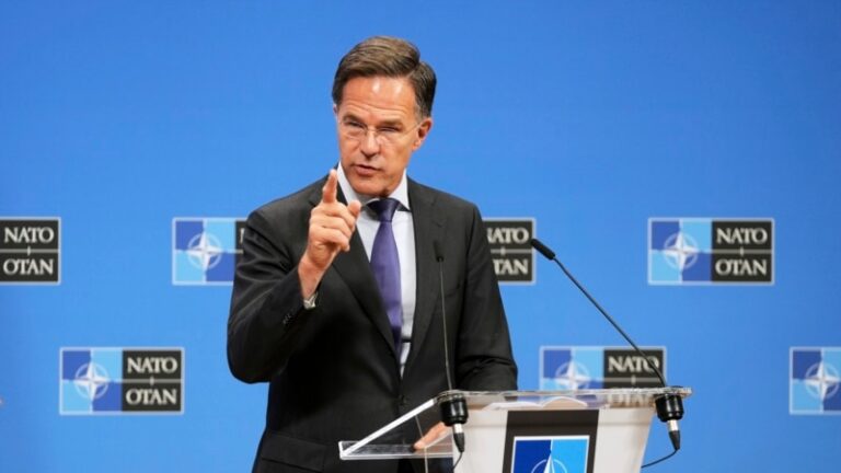 Рютте: зарано говорити про те, чи пов’язані дрони над аеропортом Копенгагена з діями РФ