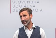 Атака на Польщу: голова МЗС Словаччини хоче вірити, що дрони “призначалися” для України