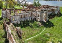 Дух величі та минулого: цей палац на Хмельниччині вражає навіть бувалих туристів