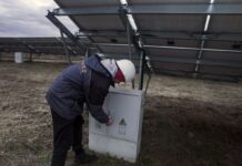 У Київській області понад 10 тисяч осіб залишаються без світла: у чому причина