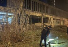 Удар росіян по Одесі: пошкоджена 9-поверхівка та Палац спорту, є поранені