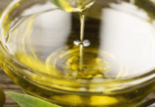 Український підприємець робив фейкову оливкову олію з соняшникової: як розпізнати підробку і захистити себе