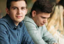 Студентам почали нараховувати гранти через “Дію”: хто отримає і скільки