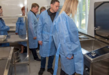 У Кам’янському ліцеї №20 після капітального ремонту відкрили харчоблок