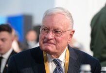 Послаблень немає: Келлог пояснив, чому Трамп кілька разів давав Путіну “два тижні”