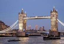 Екс-депутат Європарламенту отримував хабарі за підтримку РФ, – Reuters