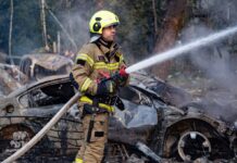 Росія вдарила по рятувальниках, які працювали на місці попереднього прильоту, – ДСНС