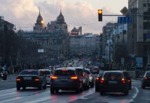 У центрі Києва завтра обмежать рух транспорту: що відомо