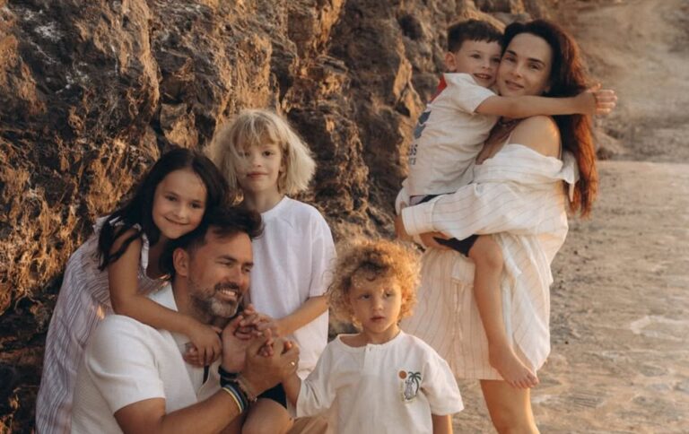 “Ми народили серцем”: Мірошниченки зворушили зізнанням у День усиновлення