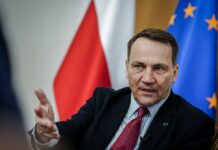 Сікорський запропонував Заходу збивати дрони і ракети РФ над Україною