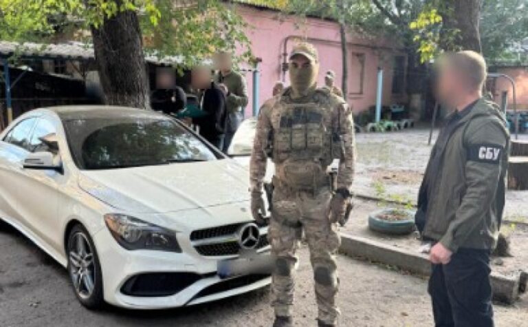 Привласнили зібрані для ЗСУ кошти: Нацполіція та СБУ ліквідували організовану злочинну групу