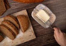 Цей спосіб допоможе зберігати вершкове масло навіть без холодильника