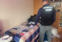 У Дніпрі поліцейські викрили злочинну групу наркоторговців зі щомісячним обігом близько мільйона гривень