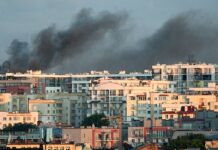 У Львові пролунали вибухи під час атаки “Шахедів”